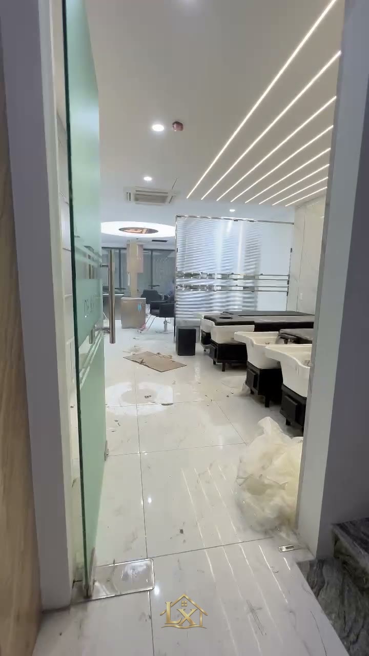 Thiết kế salon tóc 2026 ở Trung Kính theo hướng nào?