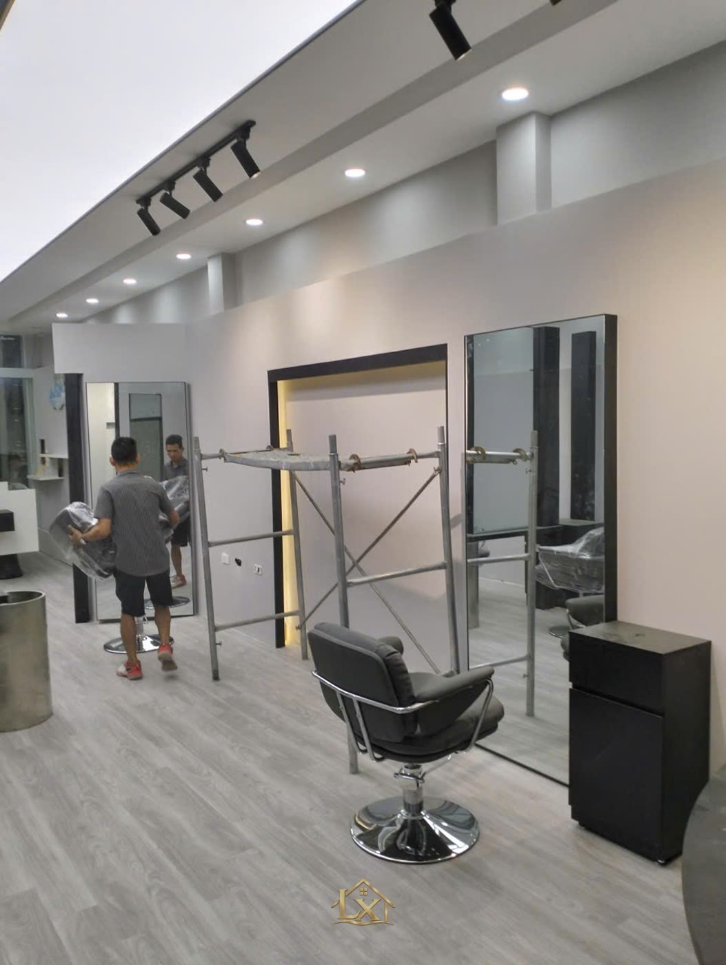 Thi công nội thất salon tóc tại Hoài Đức: đẹp chuẩn, hút khách