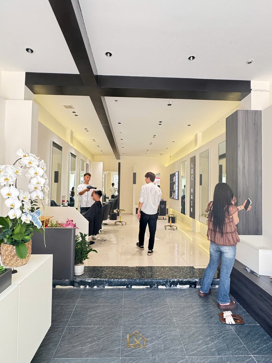 Thi công nội thất salon tóc tại Việt Trì: đẹp chuẩn, hút khách
