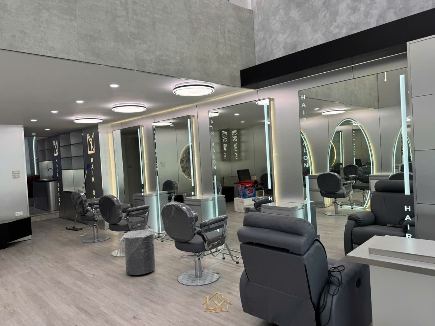 Vật liệu nội thất salon: chống ẩm, kháng hoá chất, dễ vệ sinh