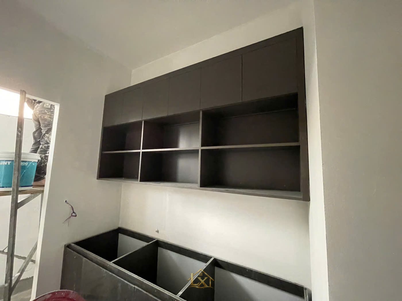 Salon sắp khai trương mà chưa xong: làm sao thi công kịp?