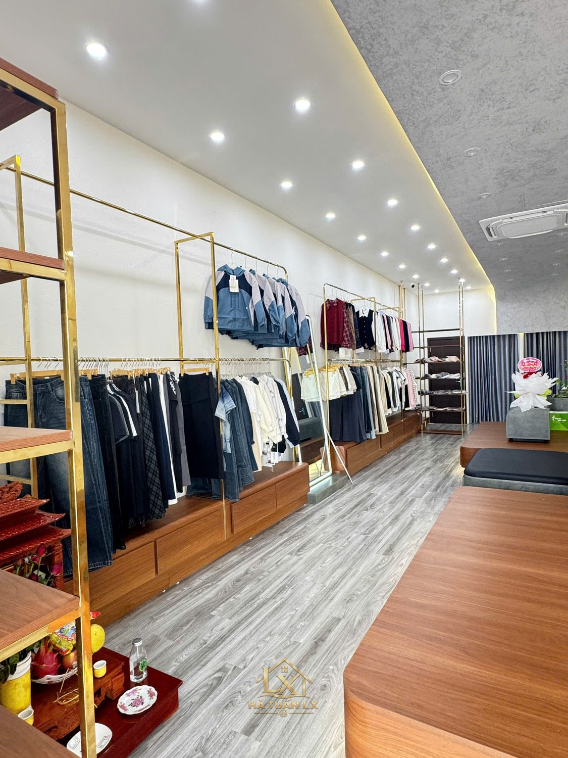 Thi công shop thời trang Thủy Anh tại Yên Dũng, Bắc Ninh