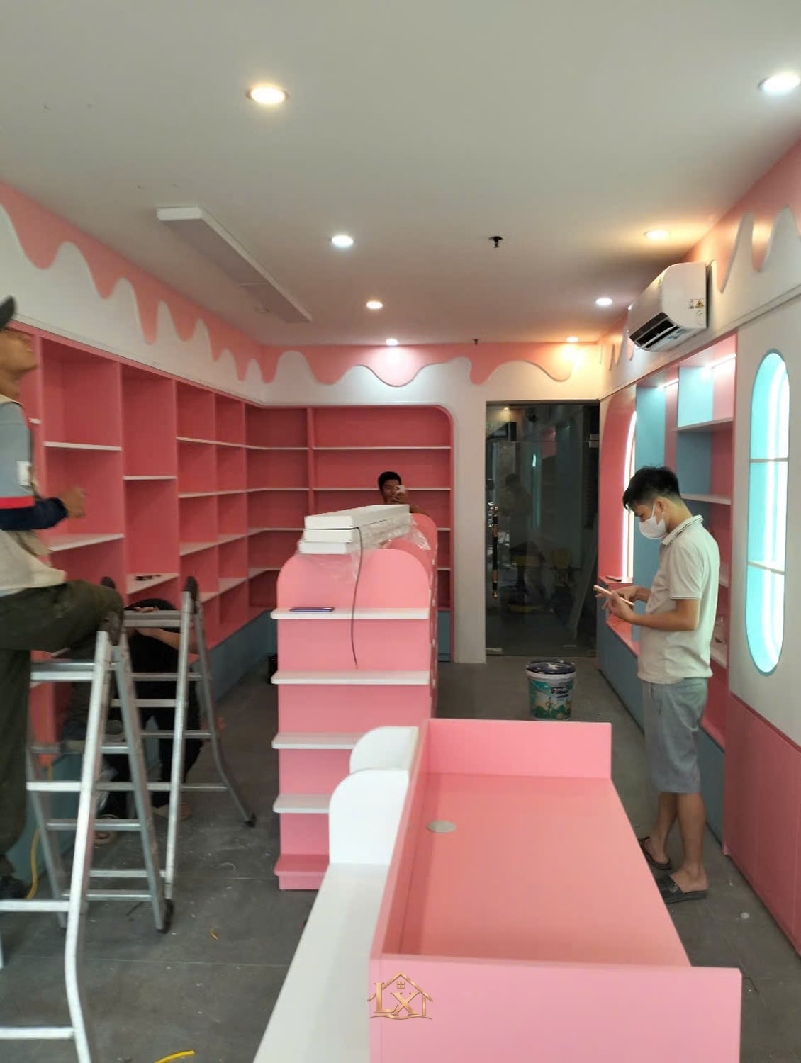 Thi công showroom tại Uông Bí chọn đơn vị nào uy tín?