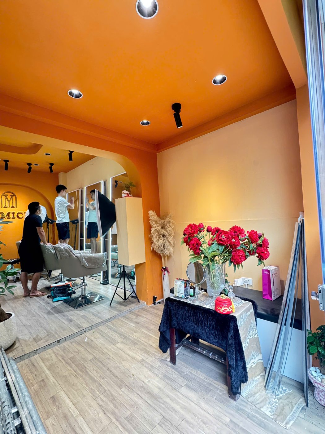 Làm salon tóc tại Hà Đông: 5 kinh nghiệm tránh phát sinh
