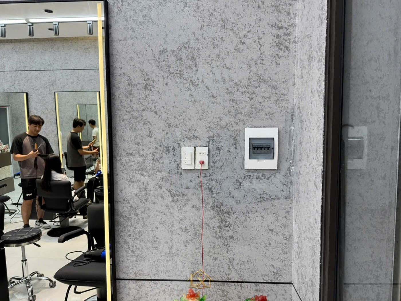 Thi công salon tóc trọn gói ở Sơn Dương gồm mấy bước?