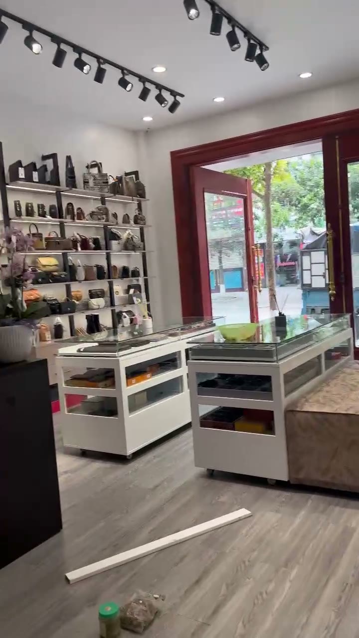 Chi phí thi công Showroom tại Mỹ Hào 2026: báo giá theo m²