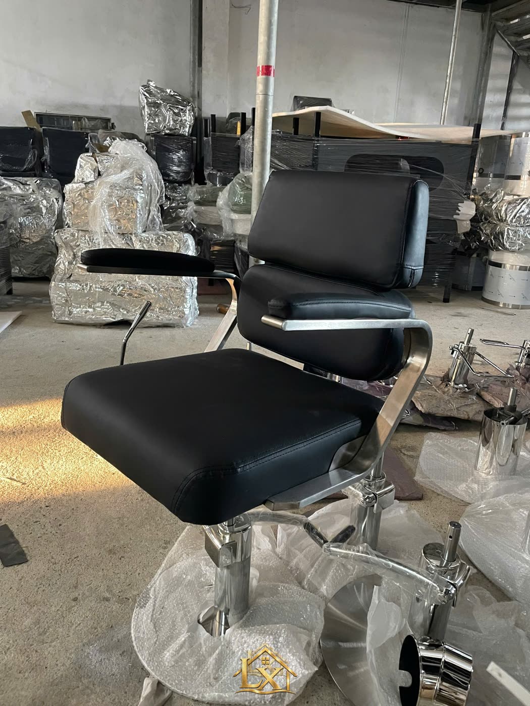 Mẫu ghế cắt tóc salon 8 - Nội Thất Hà Tuấn LX