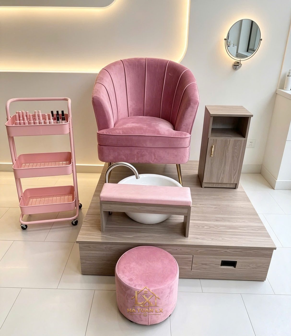 Bàn nail, ghế nail, tủ màu chọn sao vừa đẹp vừa tiện thao tác