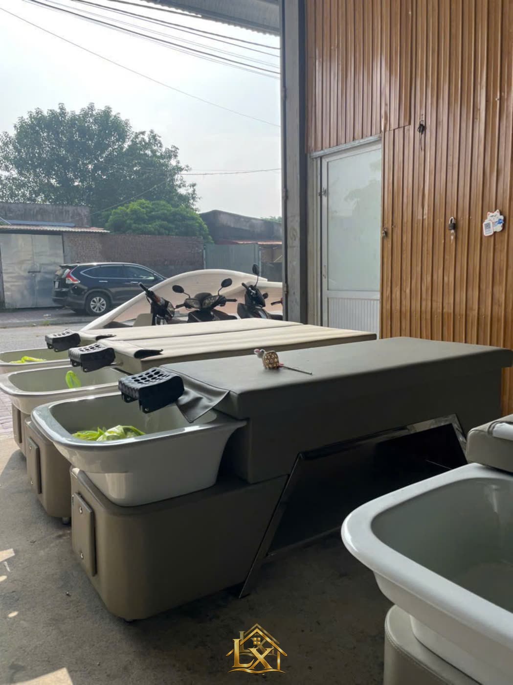 Giường gội dưỡng sinh lắp trong spa - Nội Thất Hà Tuấn LX
