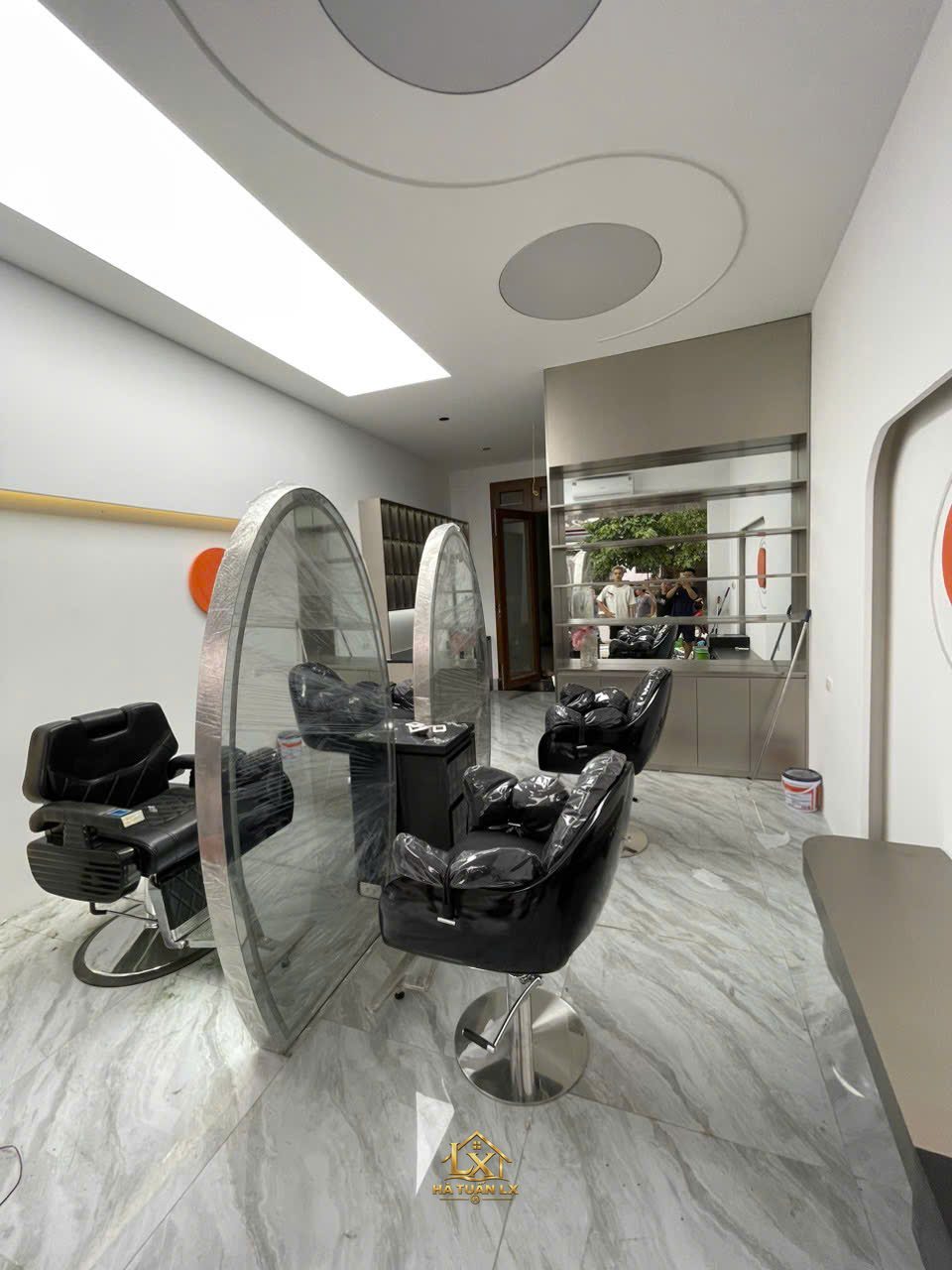Mẫu gương salon thực tế do Nội Thất Hà Tuấn LX thi công 108 - Nội Thất Hà Tuấn LX