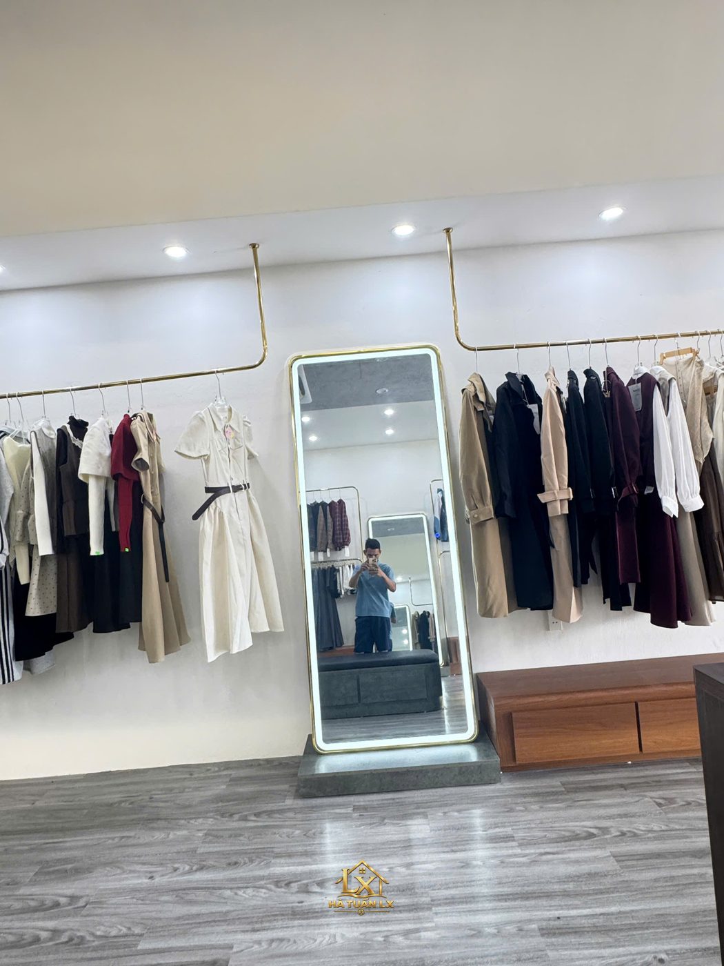 Mẫu gương salon thực tế do Nội Thất Hà Tuấn LX thi công 123 - Nội Thất Hà Tuấn LX