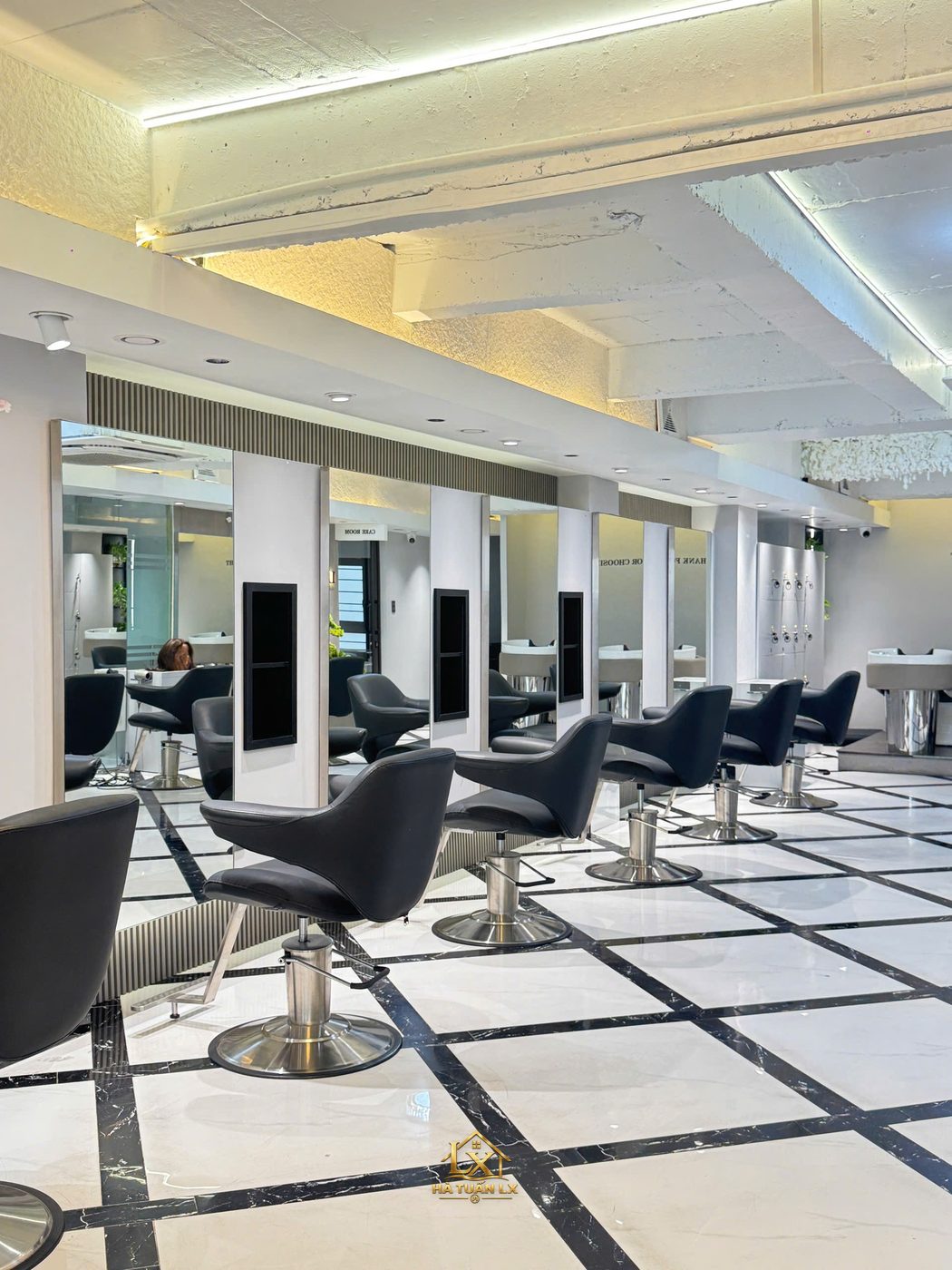Mẫu gương salon thực tế do Nội Thất Hà Tuấn LX thi công 133 - Nội Thất Hà Tuấn LX