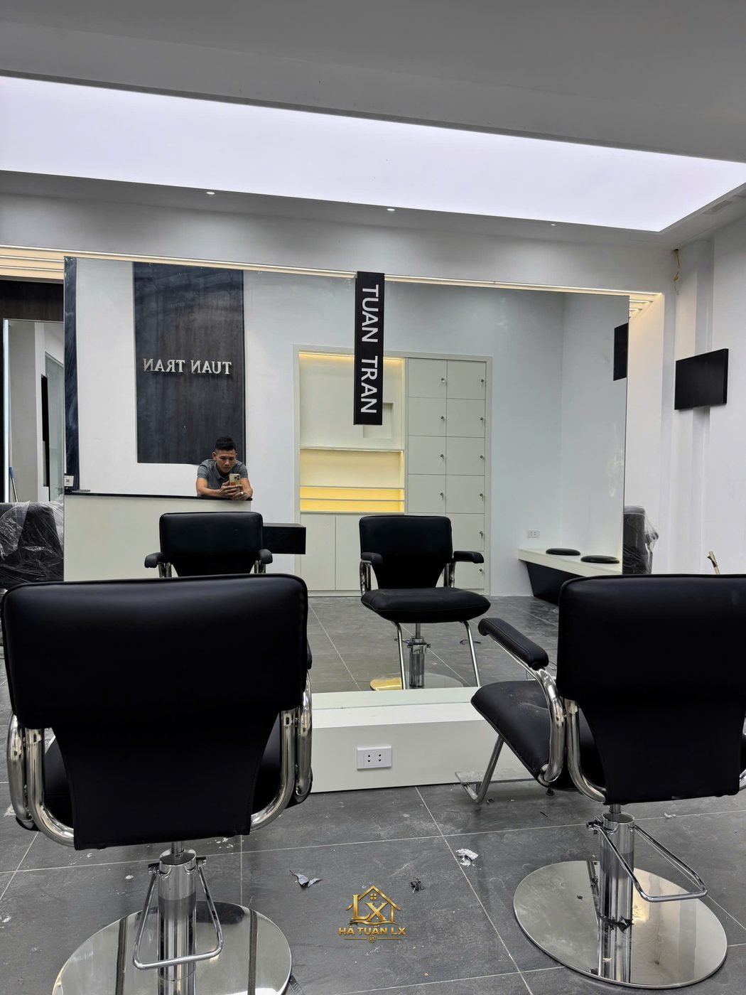 Mẫu gương salon thực tế do Nội Thất Hà Tuấn LX thi công 142 - Nội Thất Hà Tuấn LX