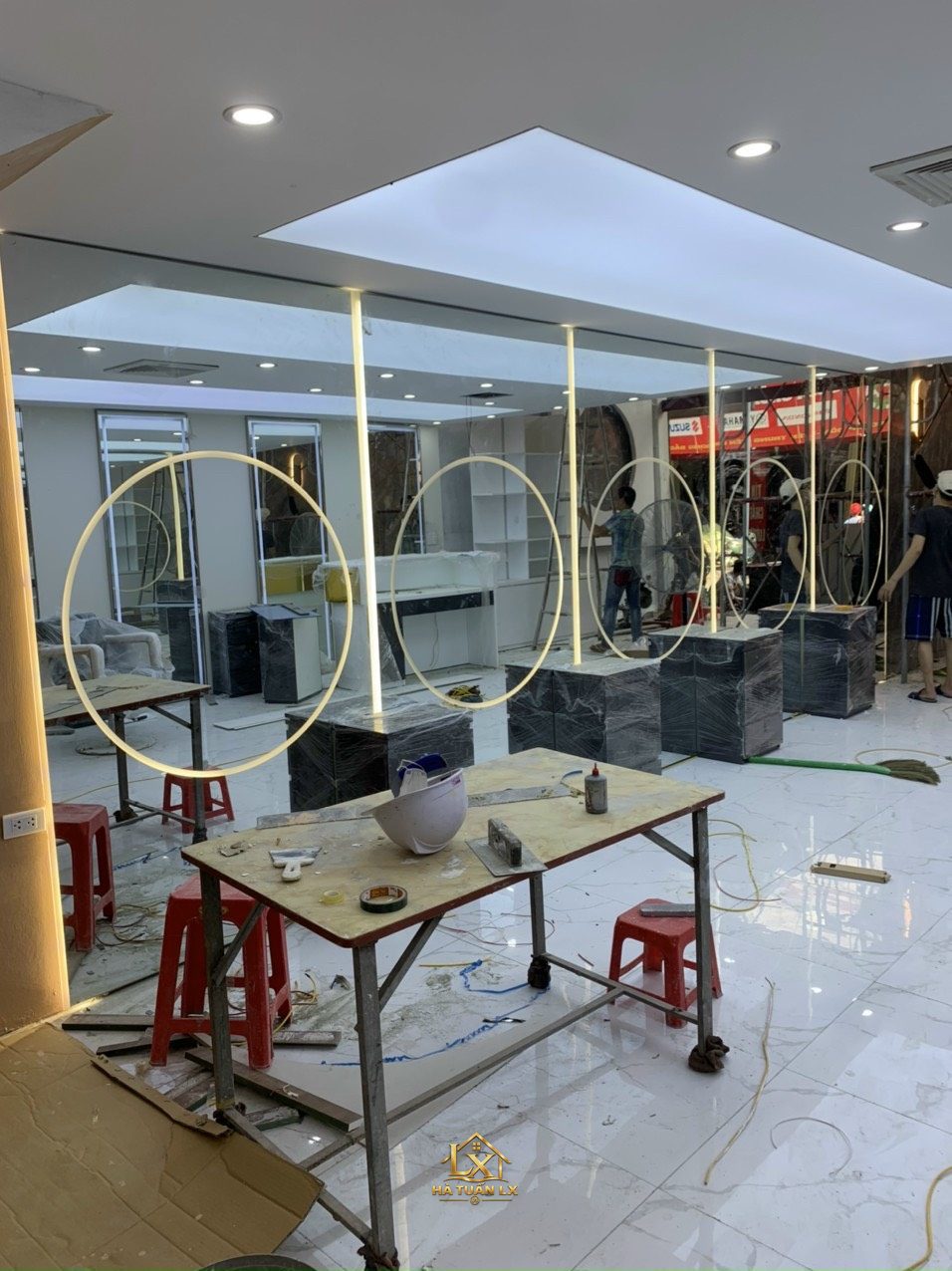 Mẫu gương salon thực tế do Nội Thất Hà Tuấn LX thi công 76 - Nội Thất Hà Tuấn LX