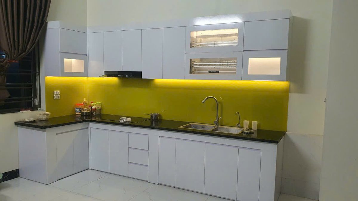 Phụ kiện tủ bếp thông minh đáng đầu tư cho gia đình