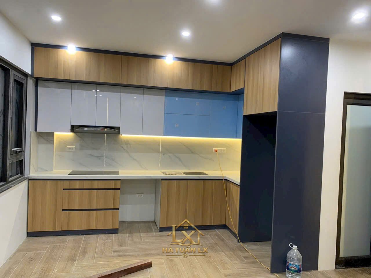 Tủ bếp gia đình mẫu 54 - Nội Thất Hà Tuấn LX